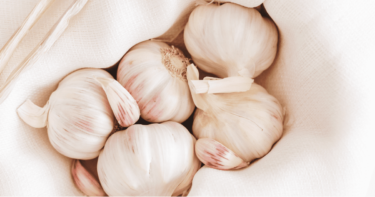 にんにくの効果とは？疲れをとってくれるにんにくの健康的効果を解説！